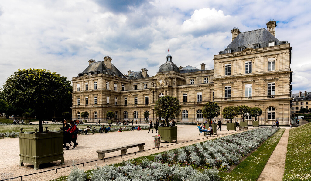 Paris 05-19-2-2 | G-VBJNHHY5Q4 #phowoto #wolfgang #weber #Hamburg #germany #photography #sell #picturestobuy #buy #pictures #sell #sport #travel #architecture #city #street #makro  - Realisiert mit Pictrs.com