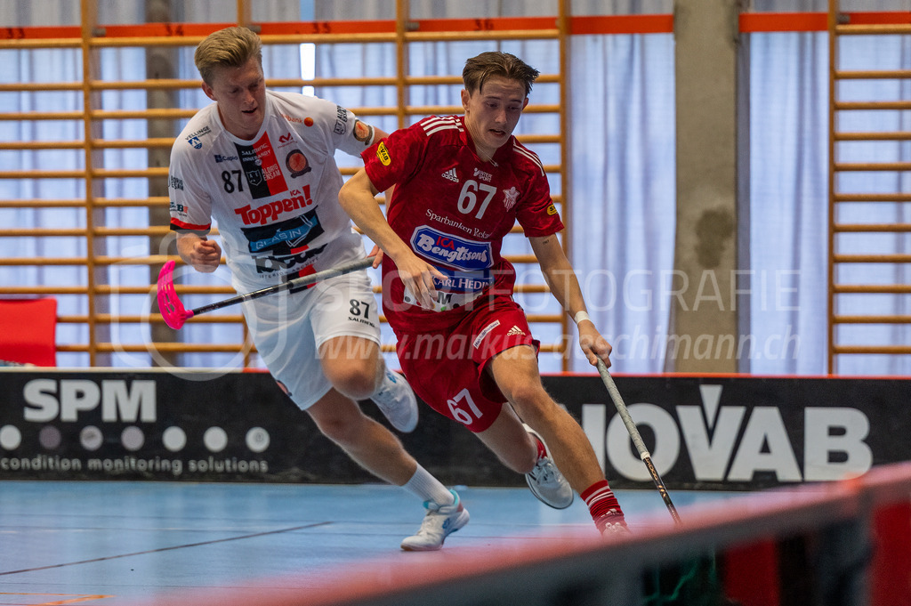 Strängnäs IBK vs Höllvikens IBF - 30. September 2023 | Strängnäs IBK vs Höllvikens IBF
Thomas Arena, Strängnäs
Ted NivestamK (#87 Höllviken IBF) gegen Sebastian Kämpe (#67 Strängnäs IBK).
Bild: Sportfotografie Markus Aeschimann | www.markus-aeschimann.ch - Realisiert mit Pictrs.com