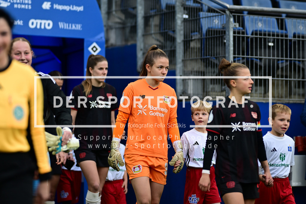 Fußball I Frauen I Saison 2025-2026 I DFB-Pokal I Achtelfinale I Hamburger SV - Bayer 04 Leverkusen I 14863 | Der Sportfotograf. - Realisiert mit Pictrs.com