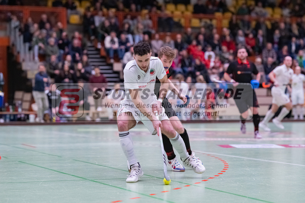 HK_20230113_102764 | 1. Bundesliga ( Halle ) Herren Crefelder HTC - DSD Düsseldorf am 13.1.2023 Crefelder HTC  ( CHTC ) Halle Glockenspitz , Krefeld , Bachmann Lucas Maximilian ( Crefelder HTC #15 )