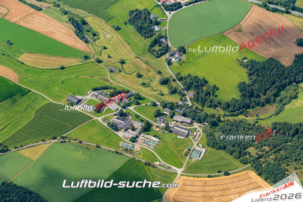 Aktuelles Luftbild von  Naila Kauf mit Lizenz / Bildrechten möglich- Die Luftaufnahme wurde 2021 mittels UL-Flugzeug erstellt ( keine Drohne ) - hochauflösende Kamera-Systeme von  Canon -Beste Qualität - Für grossformatige Ausdrucke geeignet. Die Geschenkidee !