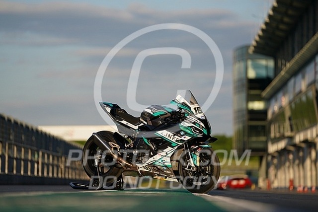 2025_05_12_PBK_11095 | Sportfotografie; SlowMotion; Video; Rennstrecke; Hafeneger; Speer; Racing; RSE; BMW; CBO; Trackday; Motorsportarena; Hockenheimring; Brno; Most; Barcelona; Valencia