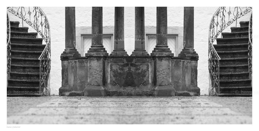 Hermann-Arts_Spiegelbilder_042 | Photo Foto Kunst Art schwarzweiss Bilder Rheine Münster Berlin Blumen 