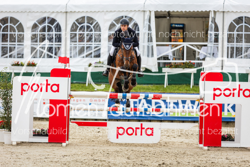 BHO-2PhSpr-M-310 | MomenTaufnahmen Pferdesportfotos