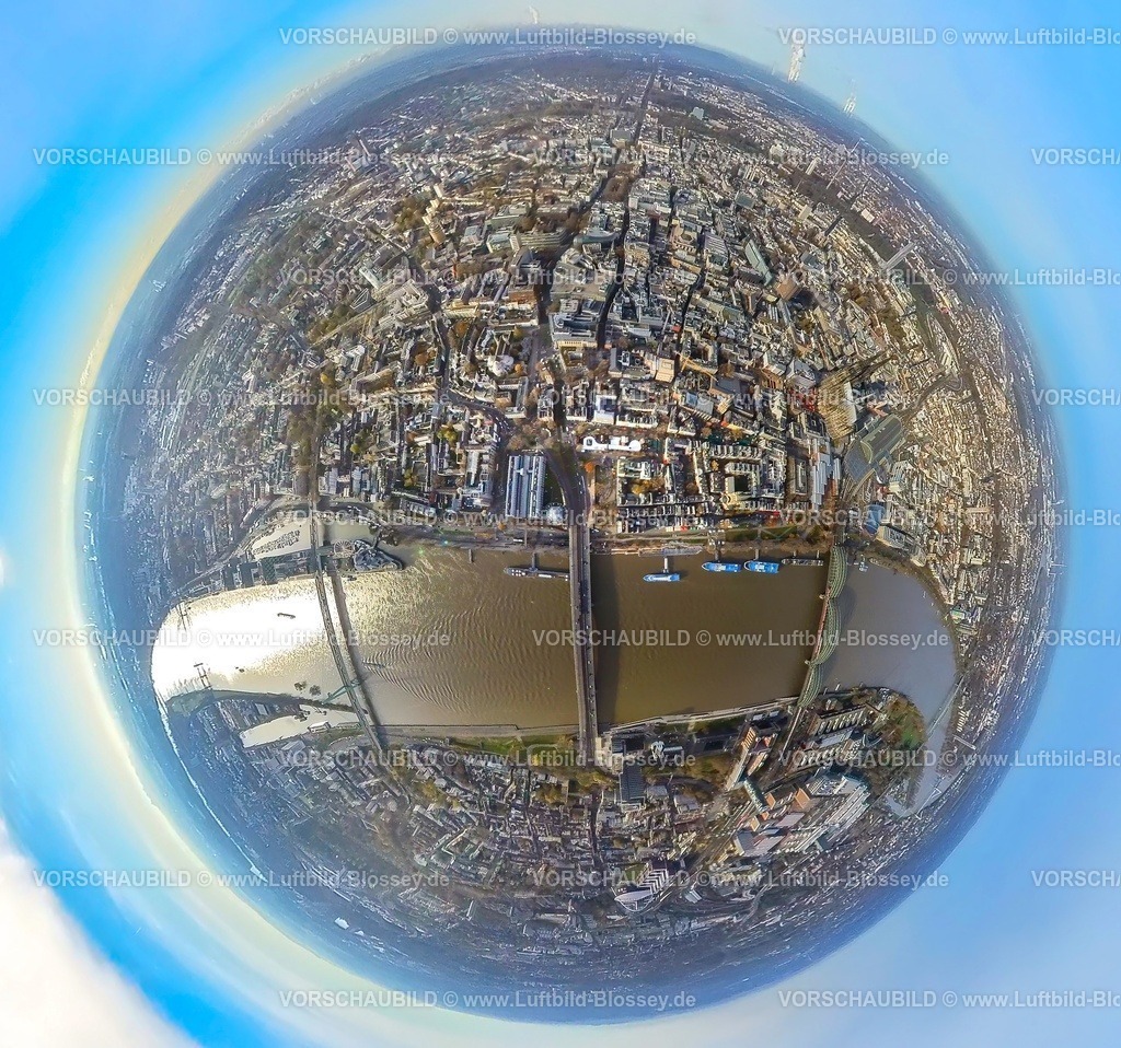 Koeln2311900210DomMitte | Luftbild, Fluss Rhein und Ausflugsschiffe mit Hohenzollernbrücke und Deutzer Brücke, Mitte City und Altstadt mit dem Kölner Dom und dem Hauptbahnhof Hbf, umgeben von herbstlichen Laubbäumen, Erdkugel, Fisheye Aufnahme, Fischaugen Aufnahme, 360 Grad Aufnahme, tiny world, little planet, fisheye Bild, Altstadt, Köln, Rheinland, Nordrhein-Westfalen, Deutschland