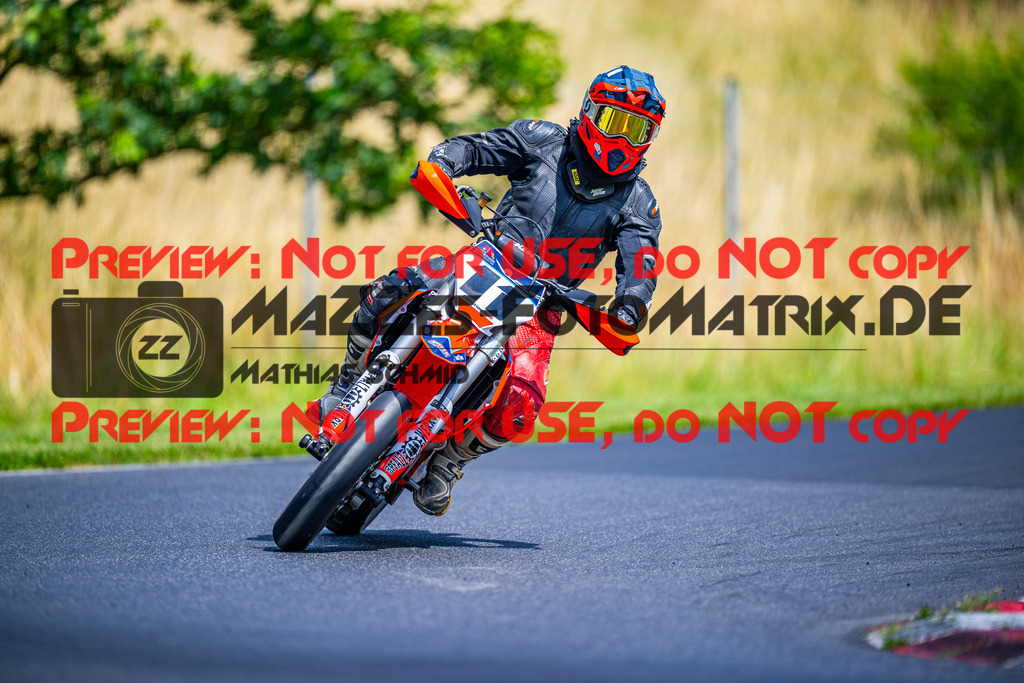 MaZZes_FotoMatrix_240713_6007705_8857 | S4