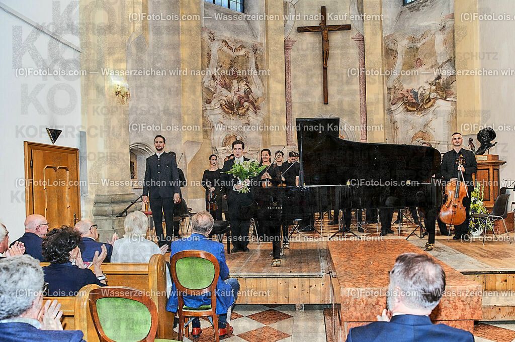 ALS0444_XXXIX-Chopin-Festival_Camerata Mozartiana_Wunder Ingolf | (C)FotoLois.com, Alois Spandl, Eröffnungskonzert in der Kartausenkirche mit Camerata Mozartiana unter Dirigent Daniel Auner, Janusz Olejniczak (Klavier), Natalia Rehling (Klavier), Kompnistin Johanna Doderer und Ingolf Wunder (Klavier), Fr 4. August 2023  . August 2023.