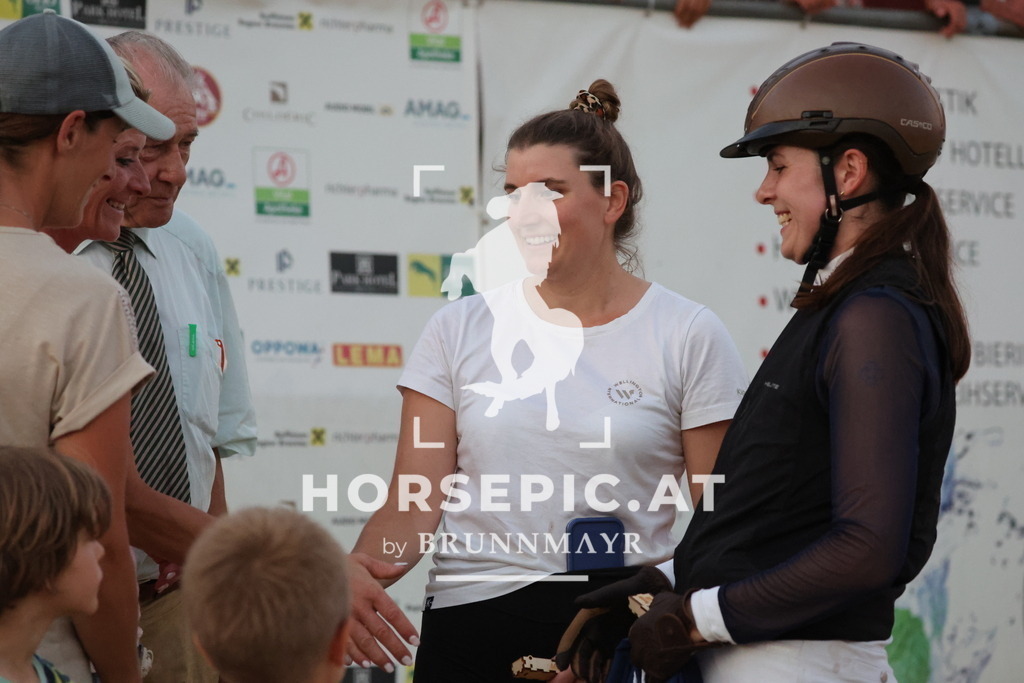 0P6A3513 | Willkommen bei Brunnmayr - Design & Fotografie – Ihrem Spezialisten für Reitturniere und Pferdeveranstaltungen in Oberösterreich, Salzburg und Bayern! Seit über 17 Jahren sind wir leidenschaftlich dabei.