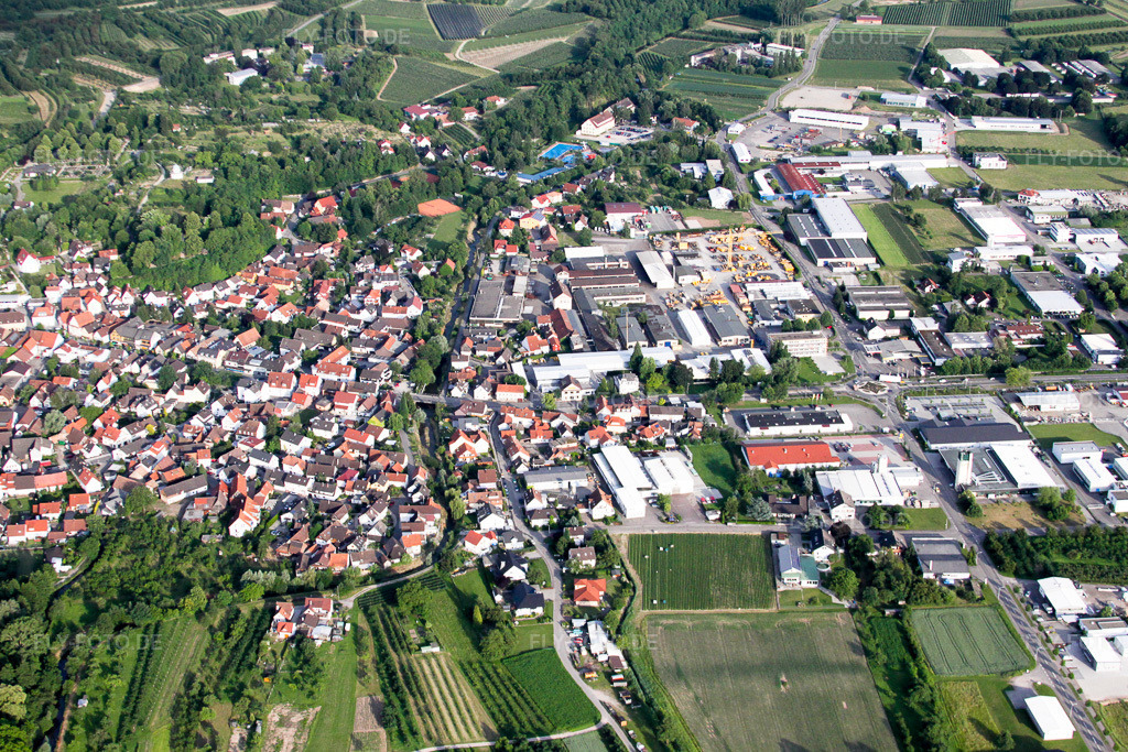 Luftbild: Gewerbegebiet Carl-Benz Straße in Renchen im Bundesland Baden-Württemberg in Deutschland. Foto: IMG_18862.jpg vom 03.06.2009 durch Werner Riehm/FLY-FOTO.de