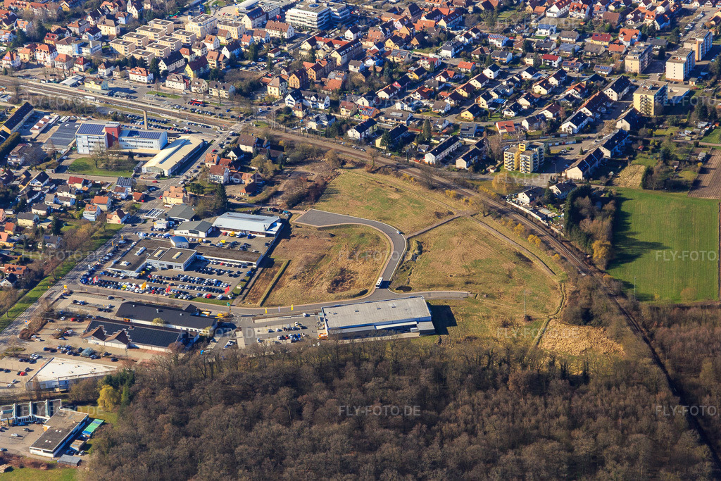 Luftbild: Neue Straße zur Erweiterung des Gewerbegebiet Lauterburger Straße in Kandel im Bundesland Rheinland-Pfalz in Deutschland. Foto: IMG_097212.jpg vom 10.03.2017 durch Werner Riehm/FLY-FOTO.de