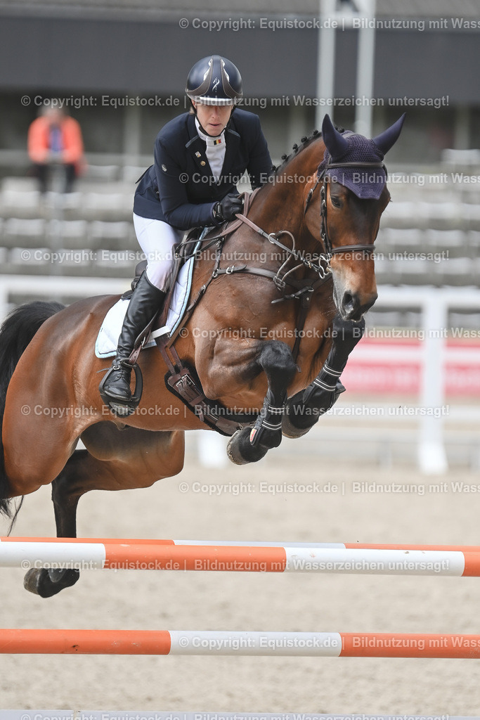 20230514_CCI4_Springen_0199 | equistock