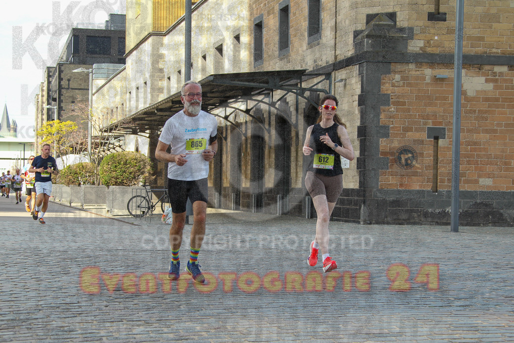 250920_1454_EV4_7503 | Sportfotografie im Rhein-Sieg Kreis, Köln, Bonn, NRW, Rheinland Pfalz, Hessen, etc. Unser Tätigkeitsfeld umfasst den Laufsport vom Volkslauf über den Marathon, Duathlon, Triathon bis zum Ultralauf wie Kölnpfad Ultra oder Schindertrail.