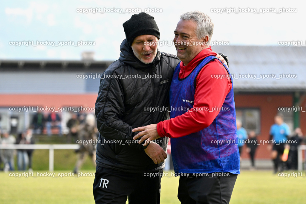 FC ASKÖ Gmünd vs. SV Rapid Lienz | Headcoach Rapid Lienz Marc Angelo Mareschi, Asisstentcoach FC Gmünd Arno Krall, FC ASKÖ Gmünd vs. SV Rapid Lienz, FC ASKÖ Gmünd vs. SV Rapid Lienz am 09.11.2025 in Ferlach (Ballspielhalle Ferlach), Austria, (Photo by Bernd Stefan)