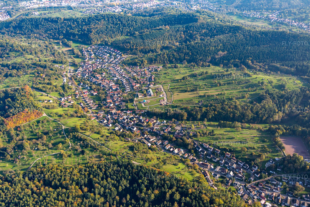 Luftbild: Ortsansicht im Ortsteil Selbach in Gaggenau im Bundesland Baden-Württemberg in Deutschland. Foto: IMG_075321.jpg vom 26.10.2014 durch Werner Riehm/FLY-FOTO.de