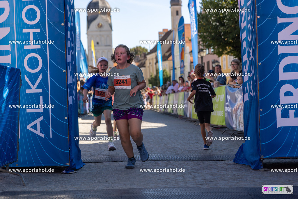 VJ__3321 | Stadtlauf Erding 2025 #stadtlauferding #erdingstadtlauf #stadtlauf_erding #laufmotivation #trisporterding #yourpictrs #sportshot_your_pictrs