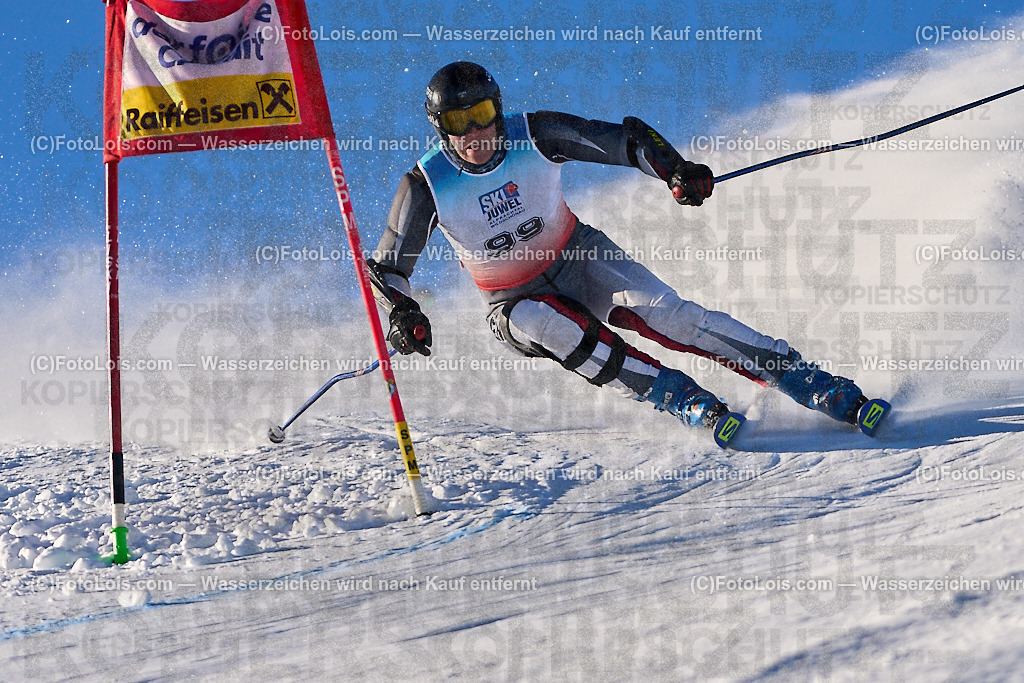 ALP4631_MASTERS-Cup_GS-A Herrn_Protz Norbert | (C)FotoLois.com, Alois Spandl. FIS Masters-Cup Wildschönau, Giant Slalom auf der Piste Schatzberg GS, Siegerehrung auf dem Dorfplatz Niederau, Sa 13. Januar 2024.