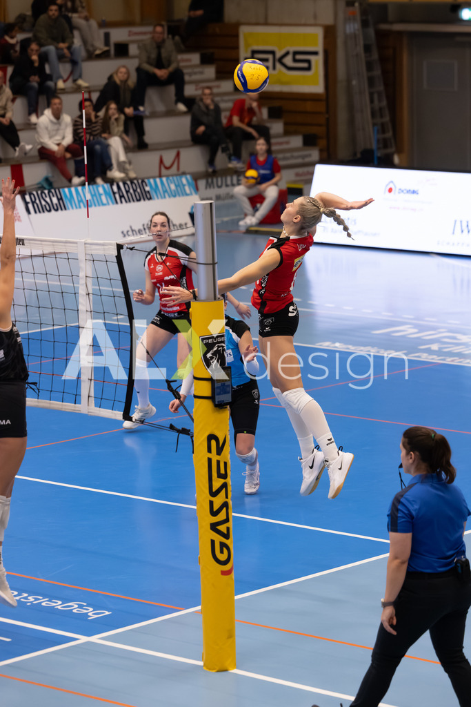 Volleyball I Frauen I Saison 2025-2026 I Volleyball NLA | Women I Round 16 I VC Kanti Schaffhausen - Viteos NUC I 31.01.2026 | 8 Lina-Marie Lieb (DE) (VC Kanti Schaffhausen) – Aussen - Realisiert mit Pictrs.com