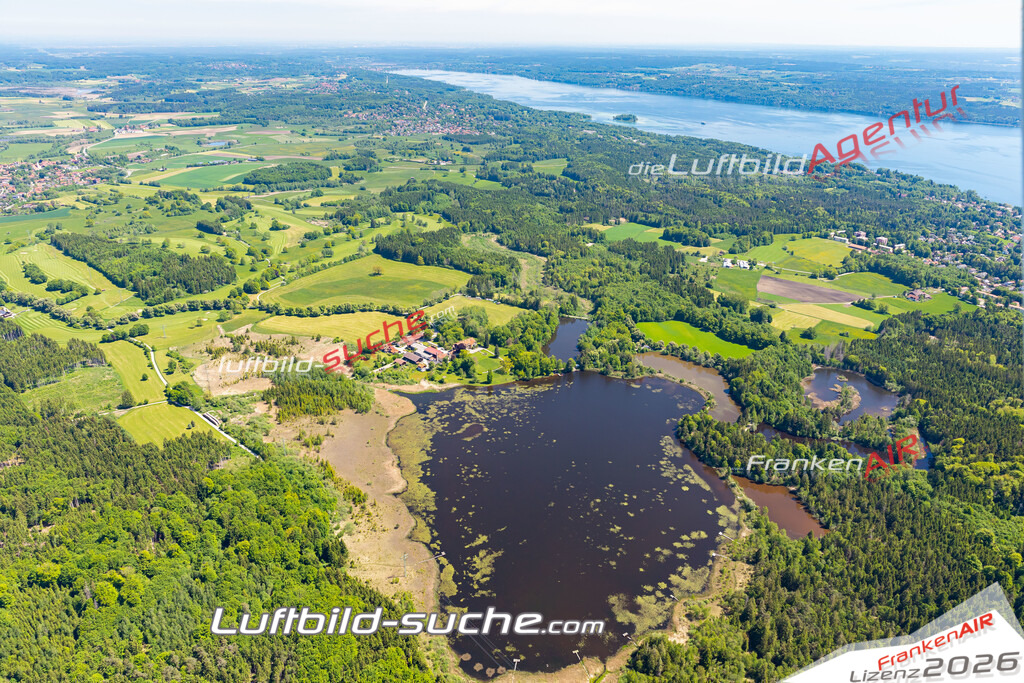Aktuelles Luftbild von deixlfurtersee Tutzing - Die Luftaufnahme wurde 2021 mittels UL-Flugzeug erstellt ( keine Drohne ) - hochauflösende Kamera-Systeme von  Canon -Beste Qualität - Für grossformatige Ausdrucke geeignet. Die Geschenkidee !