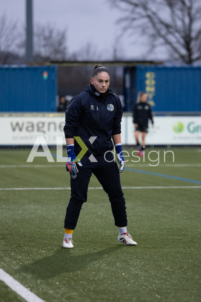 Fußball I Frauen I Saison 2025-2026 I AXA Women's Super League | Women I 14. Spieltag I Grasshoppers Club Zürich - FC Luzern I 14.02.2026 | 1 Lea Kramoviku (CH) (FC Luzern) – Tor - Realisiert mit Pictrs.com