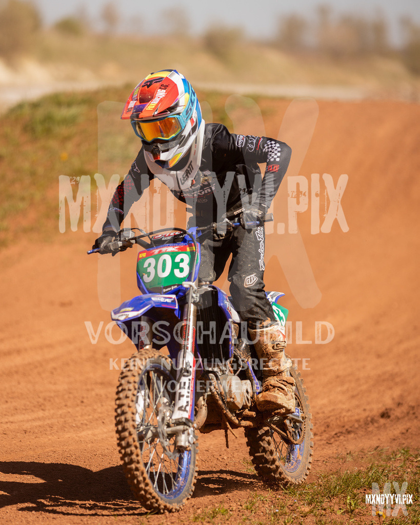 866A4318 | mxndyyvipix