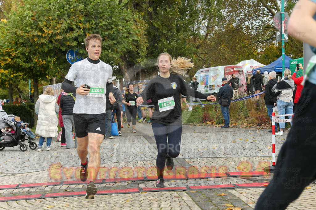 241020_1118_EX1_1882 | Sportfotografie im Rhein-Sieg Kreis, Köln, Bonn, NRW, Rheinland Pfalz, Hessen, etc. Unser Tätigkeitsfeld umfasst den Laufsport vom Volkslauf über den Marathon, Duathlon, Triathon bis zum Ultralauf wie Kölnpfad Ultra oder Schindertrail.