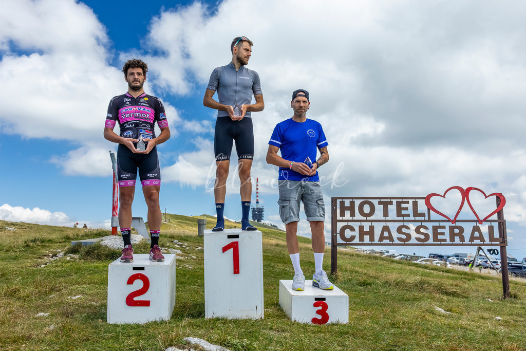 _J4A0149 | Sportbilder, Sportfotograf, Hochzeits- und Eventfotografin, Flugshows, Portraits und Tiershooting, Aviation, Downhill, Nationalleague, Swissleague, International