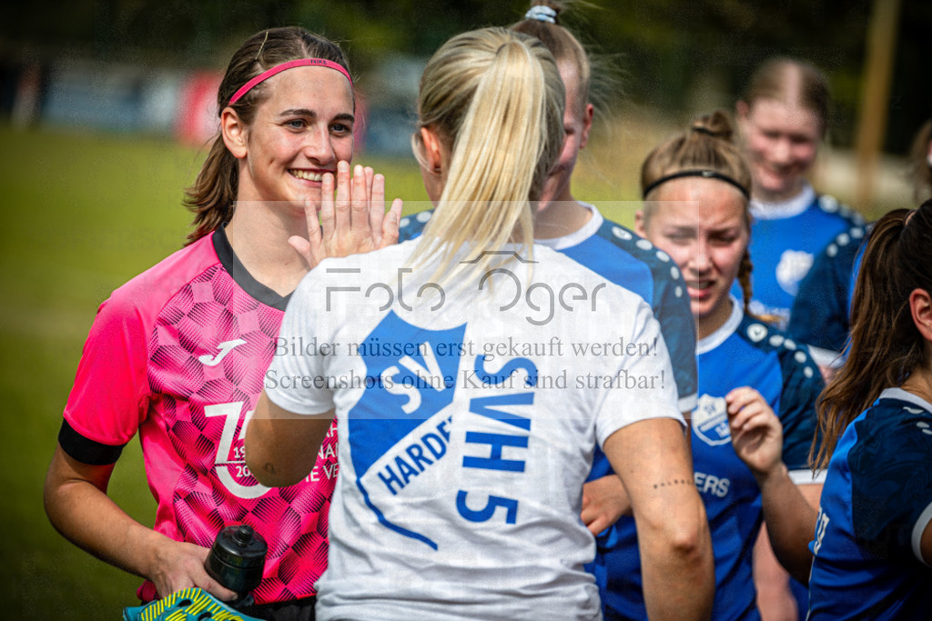 SG Bohmte/Ostercappeln/Schwagstorf - SV Harderberg - Frauen Bezirkpokal | Frauen Bezirkpokal · 1. Damen - 1. Damen · Sportplatz - Realisiert mit Pictrs.com