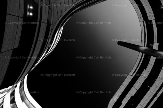 Kö-Bogen 2 | High End Portraits. Einzelportrait Paarportrait Gruppenportrait Künstlerportrait Bandportzait Bühnenfotografie Fashion Lifestyle Urbanlife  - Realisiert mit Pictrs.com