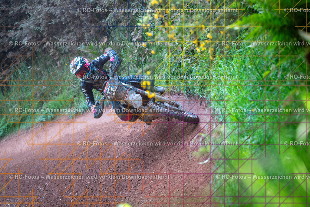 Wolfshausen 4 Lauf -1267 | Sportfotografie von RO-Fotos: Motorsport, Motocross, Enduro, Laufveranstaltungen und Triathlon. Professionelle Fotos von Sportlern und Events. - Realisiert mit Pictrs.com