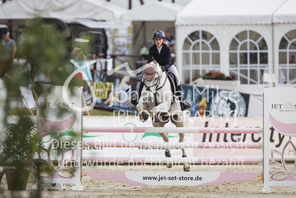 250710_BHO_Stil-L-1-207 | Deine schönsten Turniermomente als professionelle Fotos! Entdecke hochwertige Pferdesport-Fotografie im Online-Shop. Jetzt Fotos finden & bestellen!