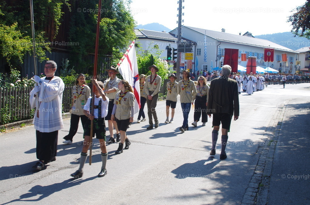 IMGP3937 | fotografiert von Axel PollmannLeonhardi Wallfahrt Benediktbeuern und Murnau, Fronleichnam, Fasching, Landschaft im Loisachtal und Benediktbeuern  - Realisiert mit Pictrs.com