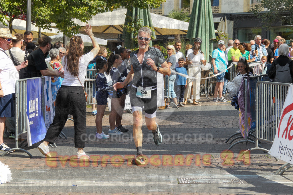 250824_1332_EV4_0334 | Sportfotografie im Rhein-Sieg Kreis, Köln, Bonn, NRW, Rheinland Pfalz, Hessen, etc. Unser Tätigkeitsfeld umfasst den Laufsport vom Volkslauf über den Marathon, Duathlon, Triathon bis zum Ultralauf wie Kölnpfad Ultra oder Schindertrail.