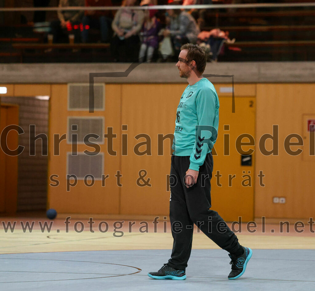 2023-12-09_032_SpVgg_Altenerding_gegen_TSV_Indersdorf | Erding, Deutschland, 09.12.2023:
Handball, Bezirksoberliga Männer 2023 / 2024, 10. Spieltag, SpVgg Altenerding gegen TSV Indersdorf, Endergebnis: 42:25

Daniel Kiss (TSV Indersdorf, #16)

Foto: Christian Riedel / fotografie-riedel.net
