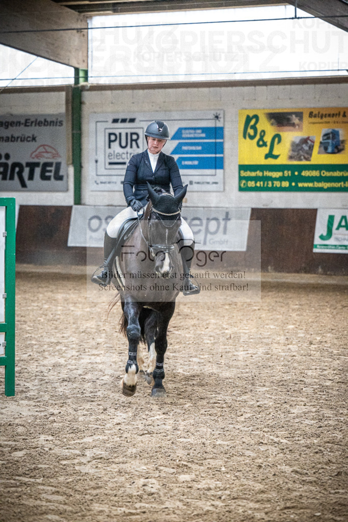 DOS_0081 | Entdecke hochwertige Reitturnierfotos von Foto Oger. Professionell, emotional und authentisch – jetzt Lieblingsmomente im Shop bestellen.Deutschlandweite Turnierfotografie. - Realisiert mit Pictrs.com