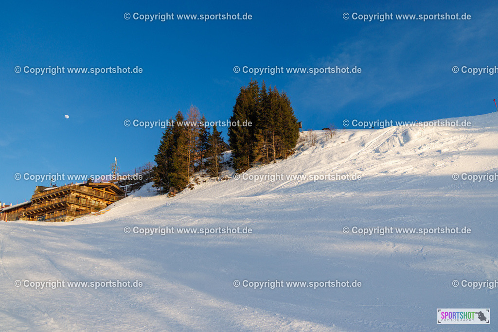 SZI_6264 | VerticalUp! #vertical_up_kitzbuehel #sportshot_your_pictrs #yourpictrs #dinafit #verticalup!2026