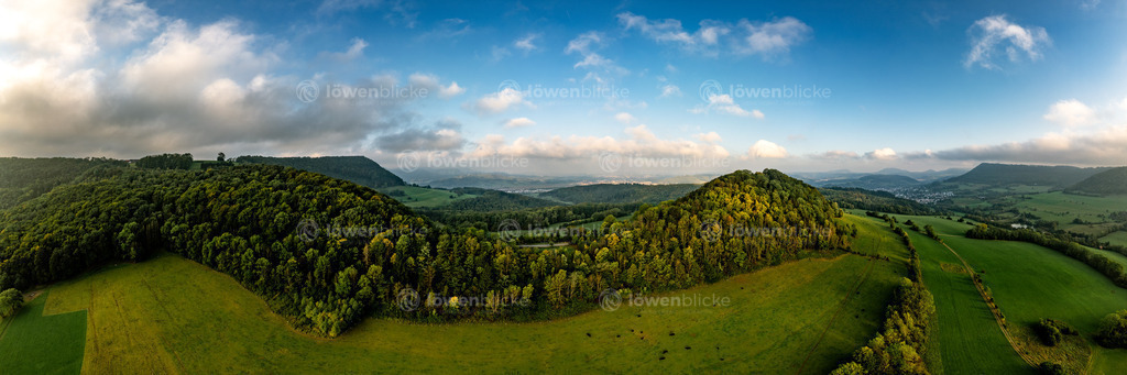 Blick auf das Filstal und die Burg Scharfenberg | löwenblicke | shop