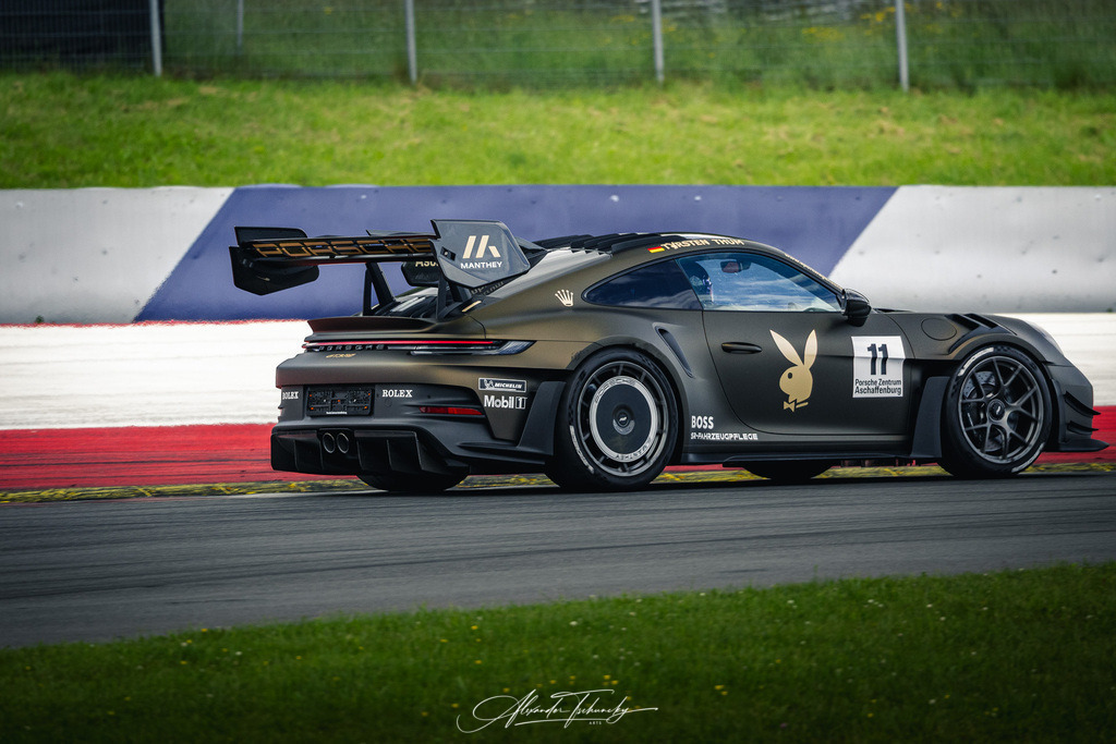 R6PZ2282 _Alexander Tschuncky | Entdecken Sie die faszinierende Welt von Alexander Tschuncky Arts: Kreative Fotografie, atemberaubende Automobilkunst und hochwertiger Bilderdruck. Lassen Sie sich inspirieren! - Realisiert mit Pictrs.com
