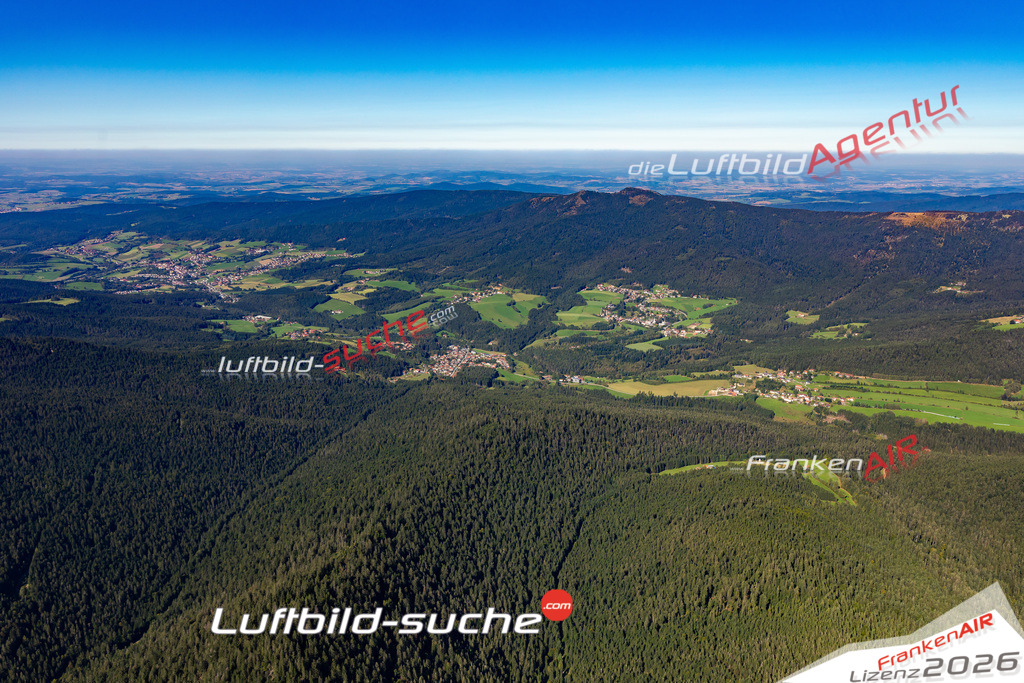 Das Luftbild der Stadt Lohberg wurde 2021 vom Flugzeug heraus erstellt (keine Drohne) Aufnahmehöhe ca.450 Meter- hohe Bildauflösung und Druck-Qualität garantiert!