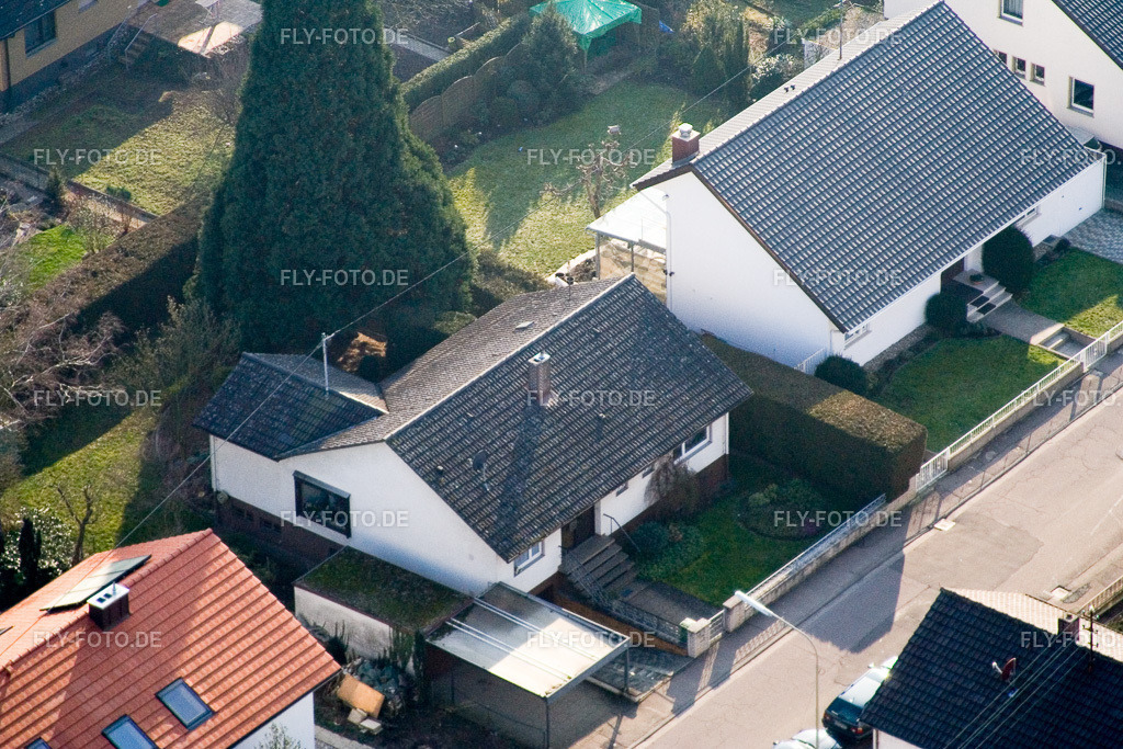 Zeppelinstr | Luftbild: Zeppelinstr in Kandel im Bundesland Rheinland-Pfalz in Deutschland. Foto: IMG_5359.jpg vom 18.02.2007 durch Werner Riehm/FLY-FOTO.de - Realisiert mit Pictrs.com