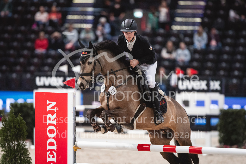 240119_Leipzig_PonyTrophy-562 | Deine schönsten Turniermomente als professionelle Fotos! Entdecke hochwertige Pferdesport-Fotografie im Online-Shop. Jetzt Fotos finden & bestellen!