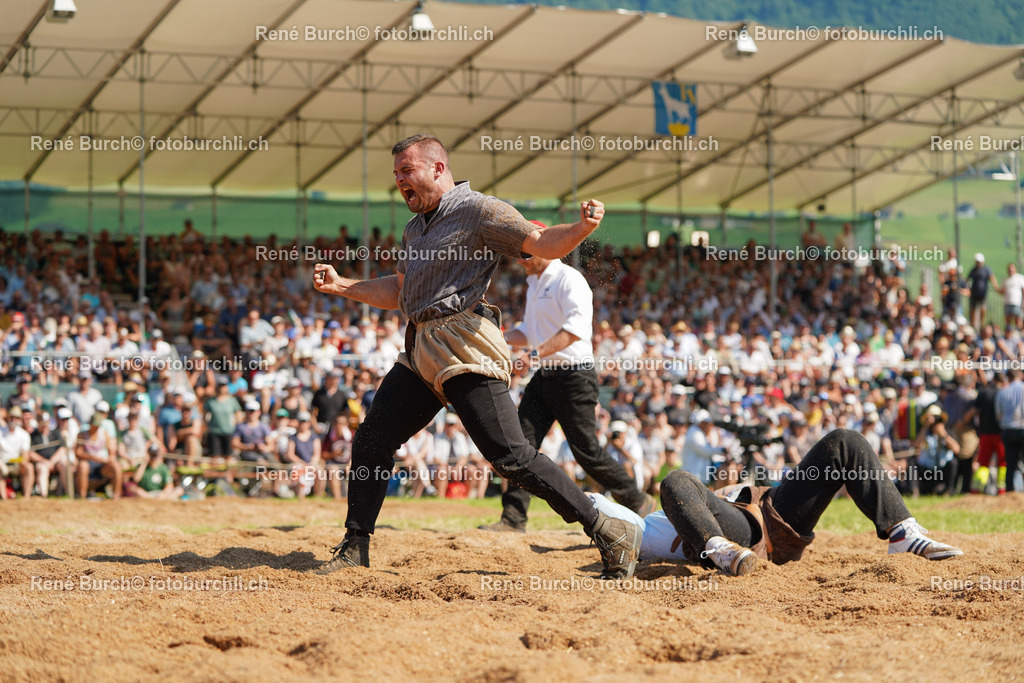 20220703-DSC02297 (2) | René Burch leidenschaftlicher Fotograf aus Kerns in Obwalden.  Hier finden sie Sport, Landschaft und Natur Fotografie.
 - Realisiert mit Pictrs.com