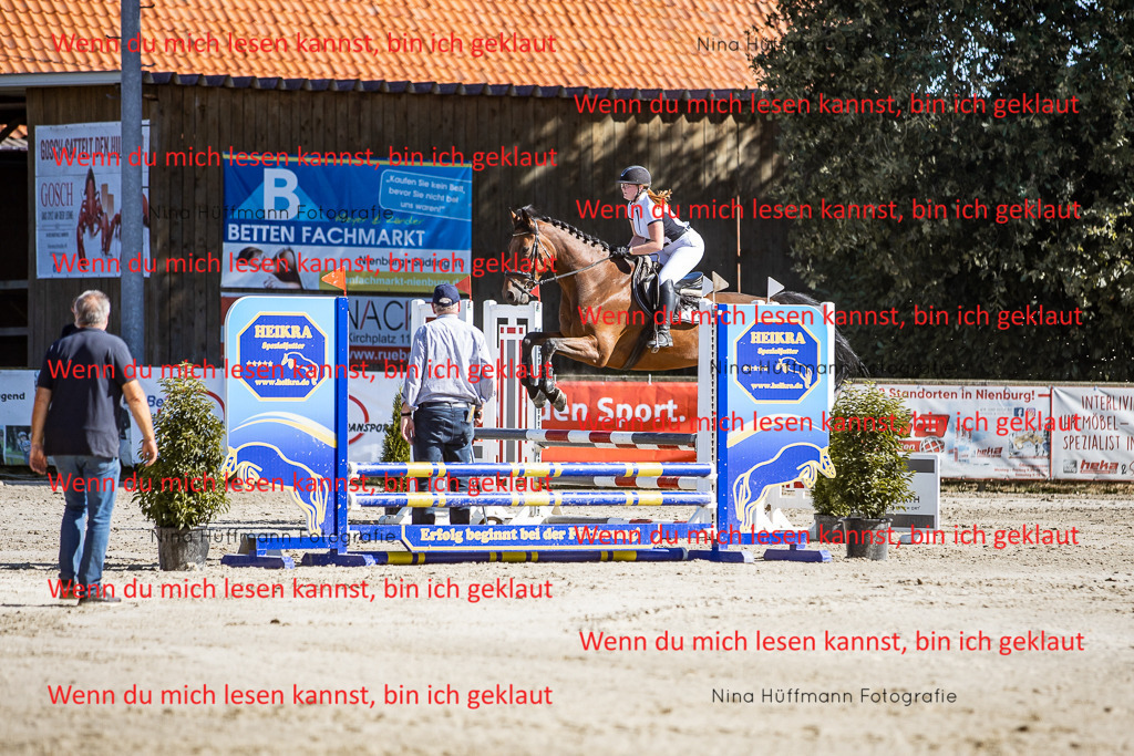 BK1A7909 | Turnierbilder Turnierfotos Nina Hüffmann Turnierfotografie Pferdefotografie Tierzeichnung Haustierzeichnung Pferdezeichnung Hundezeichnung Videograf  - Realisiert mit Pictrs.com