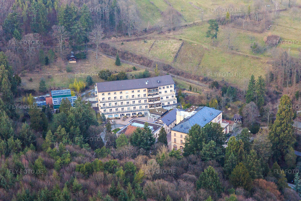 Luftbild: MVZ Landau GmbH in Gleisweiler im Bundesland Rheinland-Pfalz in Deutschland. Foto: IMG_105141.jpg vom 24.03.2018 durch Werner Riehm/FLY-FOTO.deMVZ Landau I Medizinisches Versorgungszentrum
