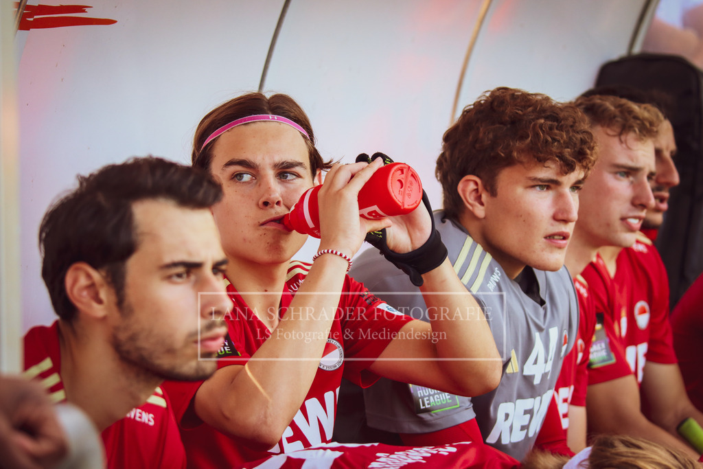 HERREN BUNDESLIGA Rot-Wei_ K_ln - Crefelder HTC 07.09.24 K_ln-033 | lanaschraderfotografie - Realisiert mit Pictrs.com