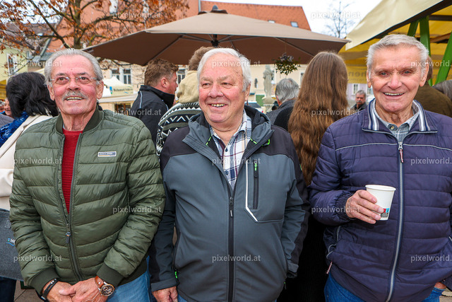 Faschingswecken am Hauptplatz Feldkirchen | Bildershop von pixelworld.at - Realisiert mit Pictrs.com