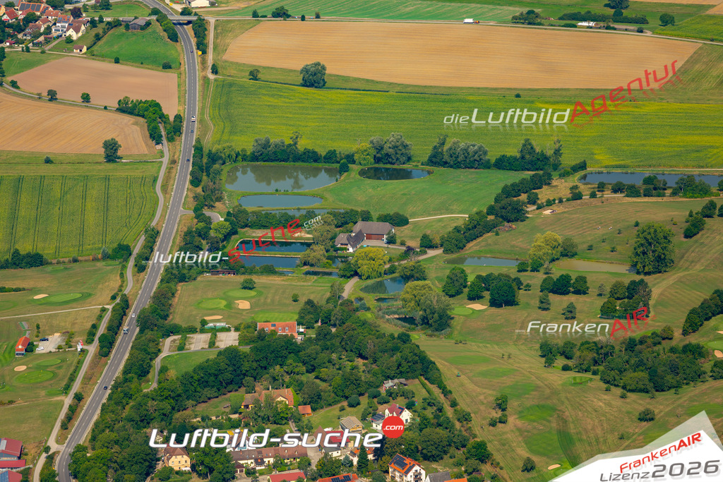 Das Luftbild zeigt :  Colmberg - Die Luftaufnahme wurde 2024 vom UL-Flugzeug aus erstellt ( keine Drohne ) - Hochauflösende Luftaufnahme - Für grossformatige Ausdrucke geeignet. Die Geschenkidee !Mit Lizenz und Bildrechte bestellbar