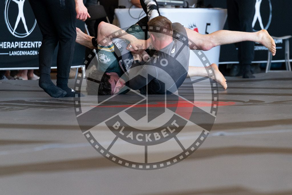 20250329PBB0876 | Fighters compete during the International Luta Livre (ILLCS) Germany IX Spring 2025 Competition spring on March 29, 2025 in Hannover, Germany.© Chiara Dazi