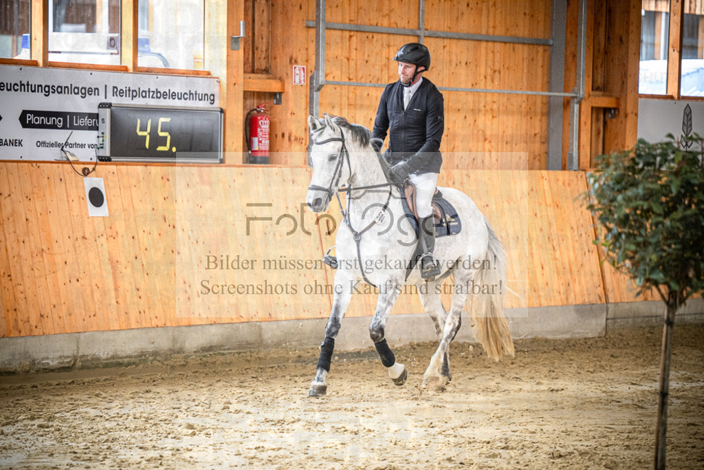 DOS_1000 | Entdecke hochwertige Reitturnierfotos von Foto Oger. Professionell, emotional und authentisch – jetzt Lieblingsmomente im Shop bestellen.Deutschlandweite Turnierfotografie. - Realisiert mit Pictrs.com