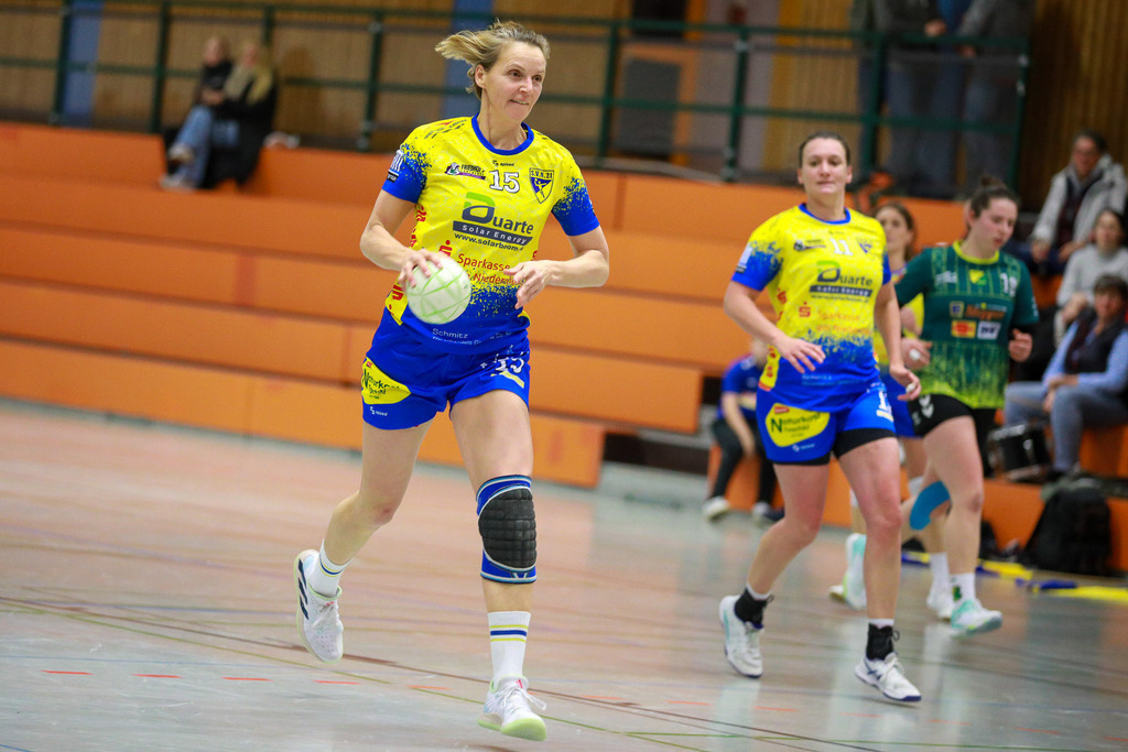 SVN_ SVFriedrichsfeld_141224_017 | Bildergalerie von Sport-Ereignissen aber auch von weiteren spannenden Dingen - nicht nur vom Niederrhein. In Anlehnung an den bekannten Spruch von Hanns Dieter Hüsch heißt das Motto: "Niederrhein ist überall".  - Realisiert mit Pictrs.com