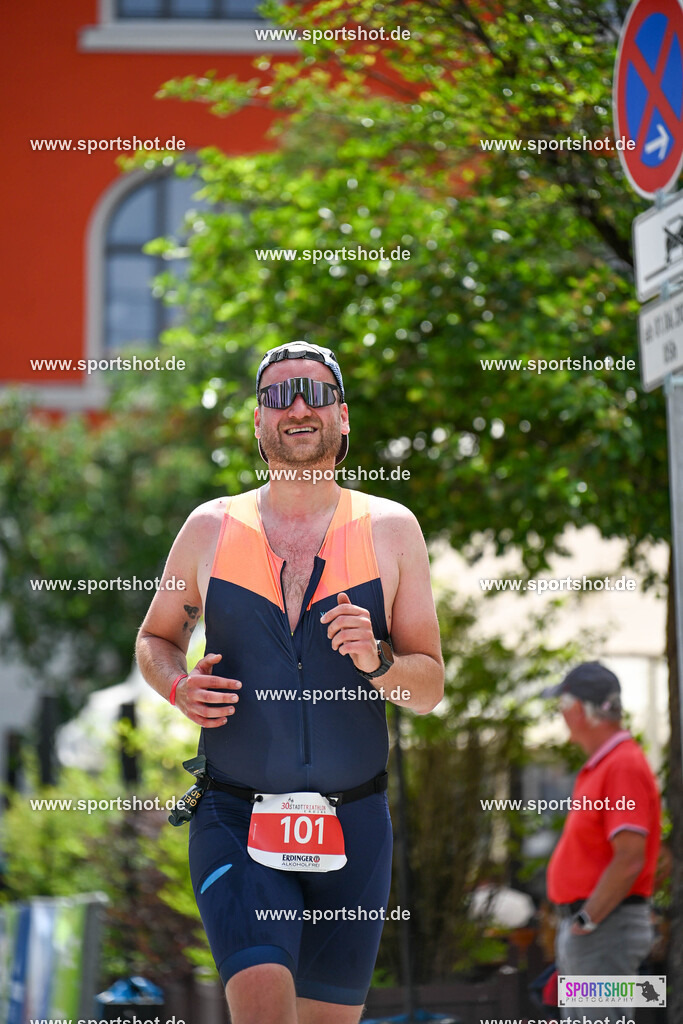 SZI_7775 | Stadttriathlon Erding 2025. #yourpictrs #sportshot_your_pictrs @Sportshotphotography #stadttriathlonerding Copyright: www.sportshot.de
